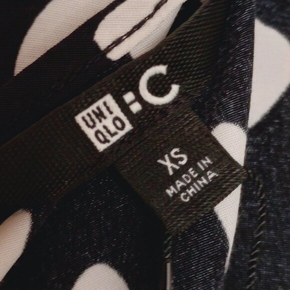 Uniqlo:C Black & White Balloon Sleeve Dress - Picture 3 of 13